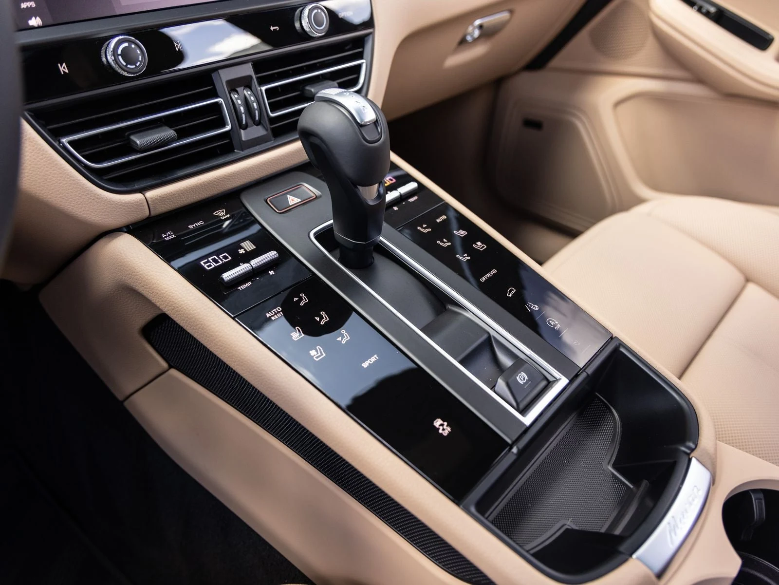 2026 Porsche Macan (95B), 17/20