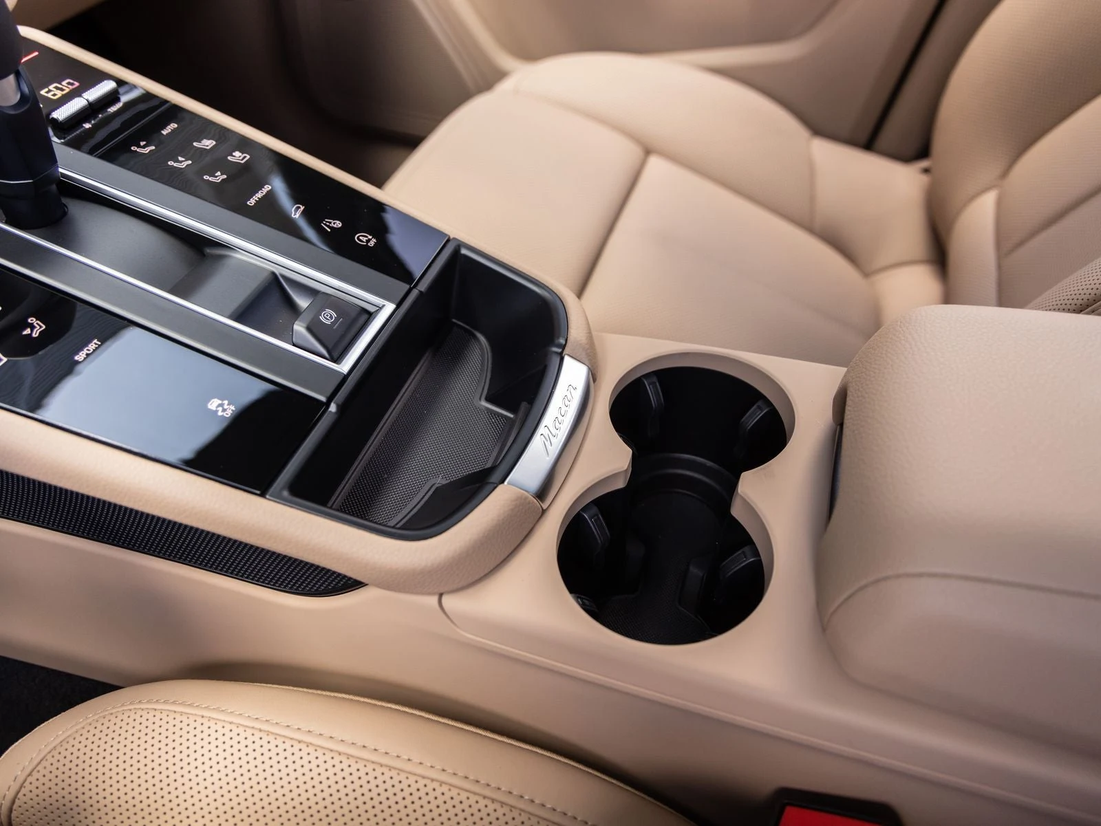 2026 Porsche Macan (95B), 18/20