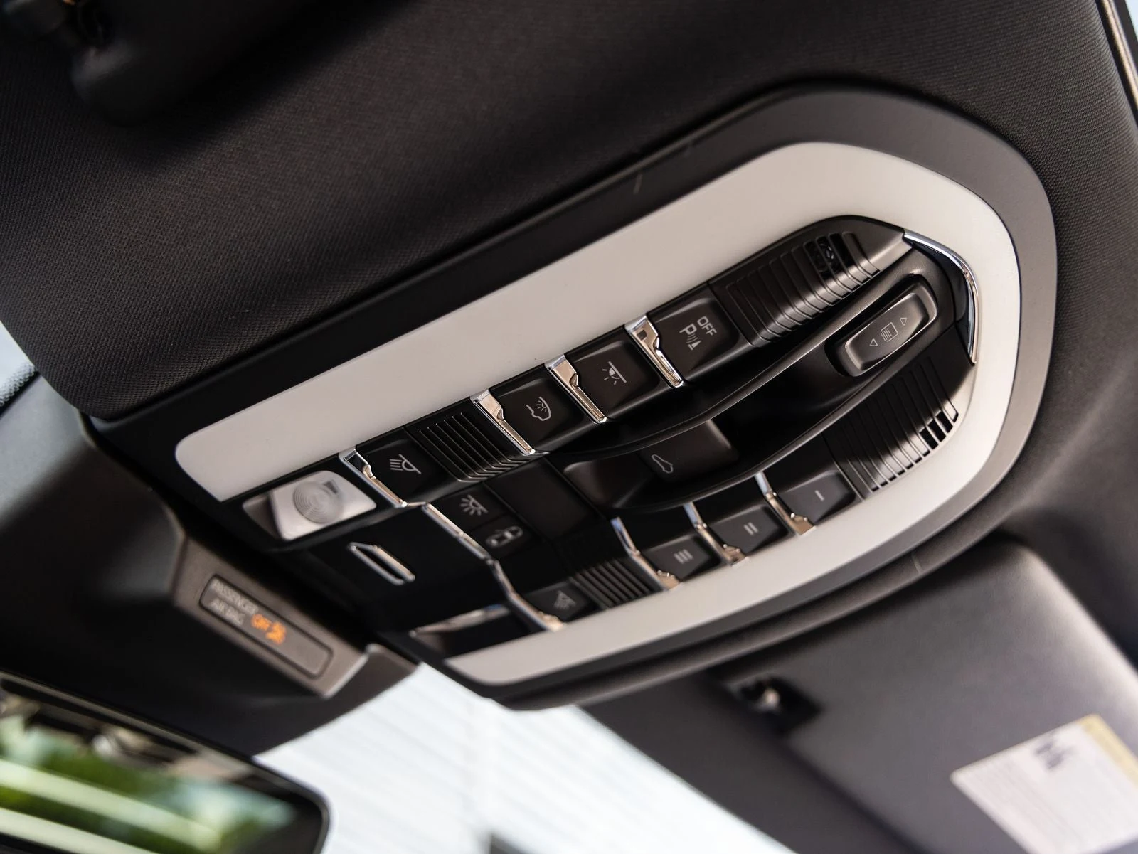 2026 Porsche Macan (95B), 19/20