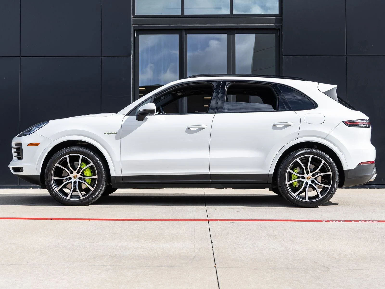 2023 Porsche Cayenne E-Hybrid (3rd Generation), 2/20