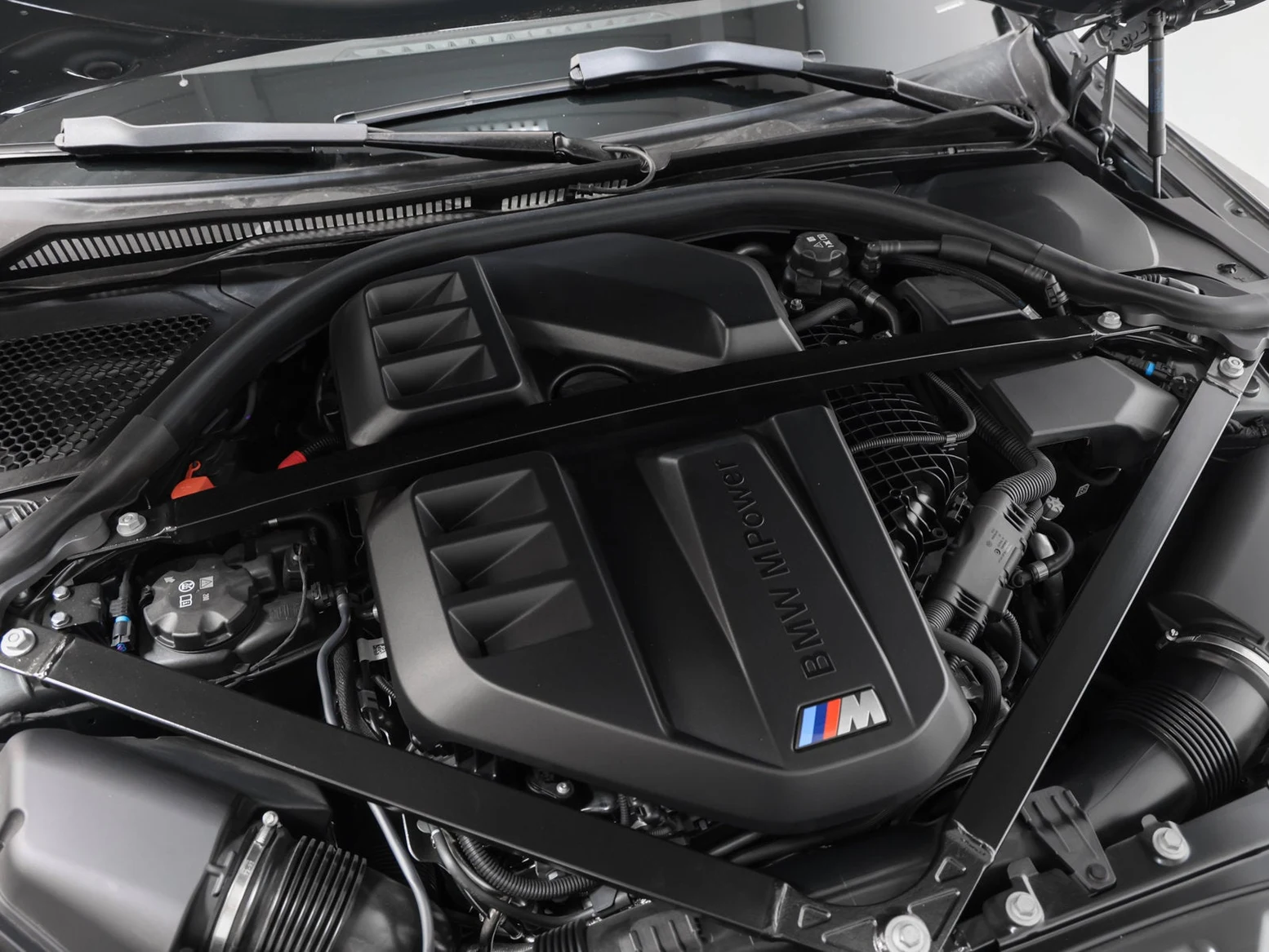 2026 BMW M2 (G87), 19/20