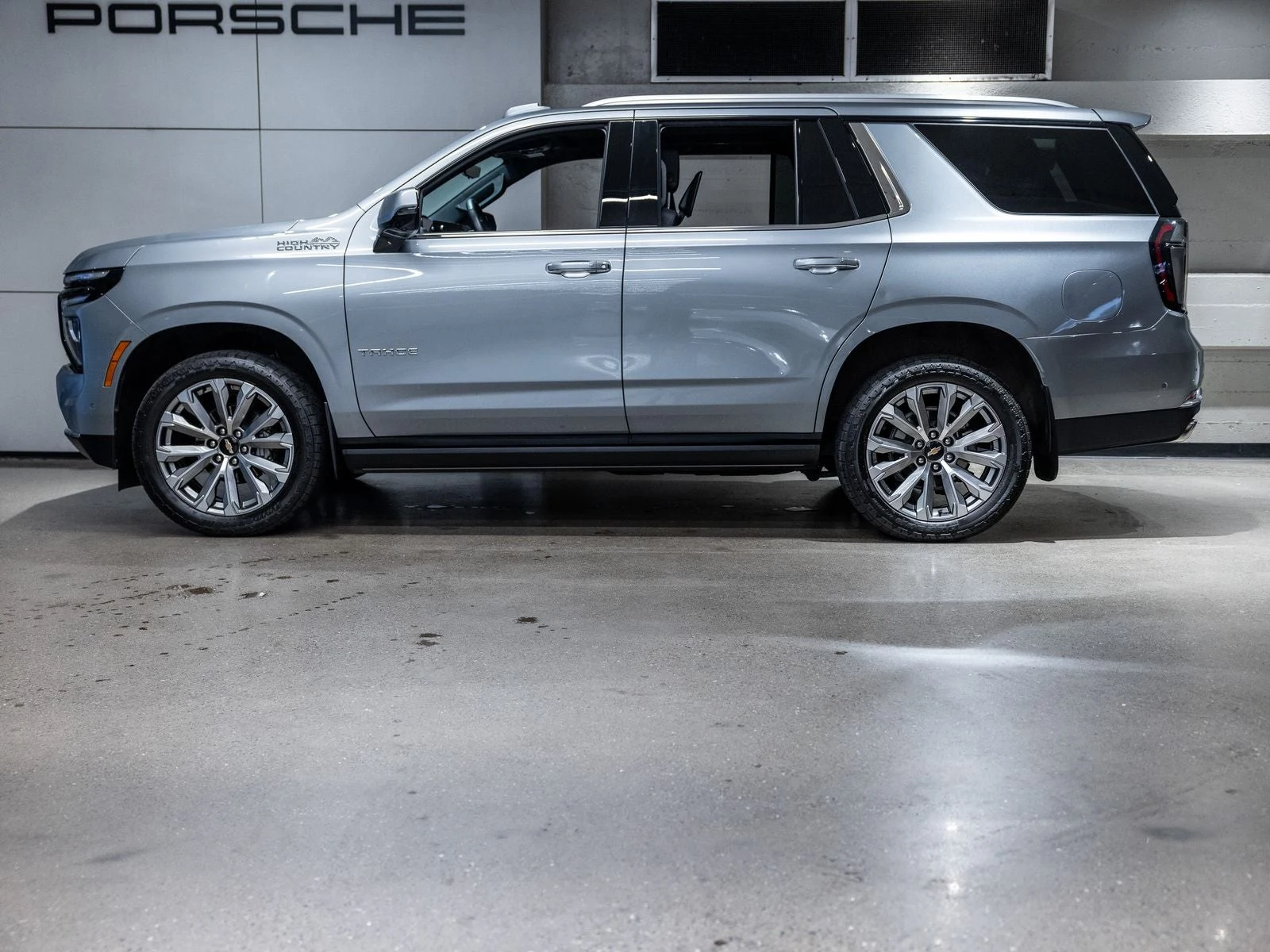 2025 Chevrolet Tahoe High Country (5th Generation), 2/20