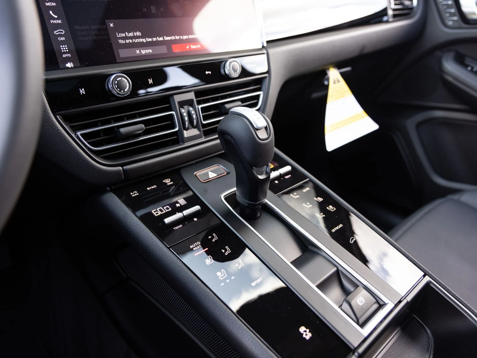 2026 Porsche Macan (95B), 17/20