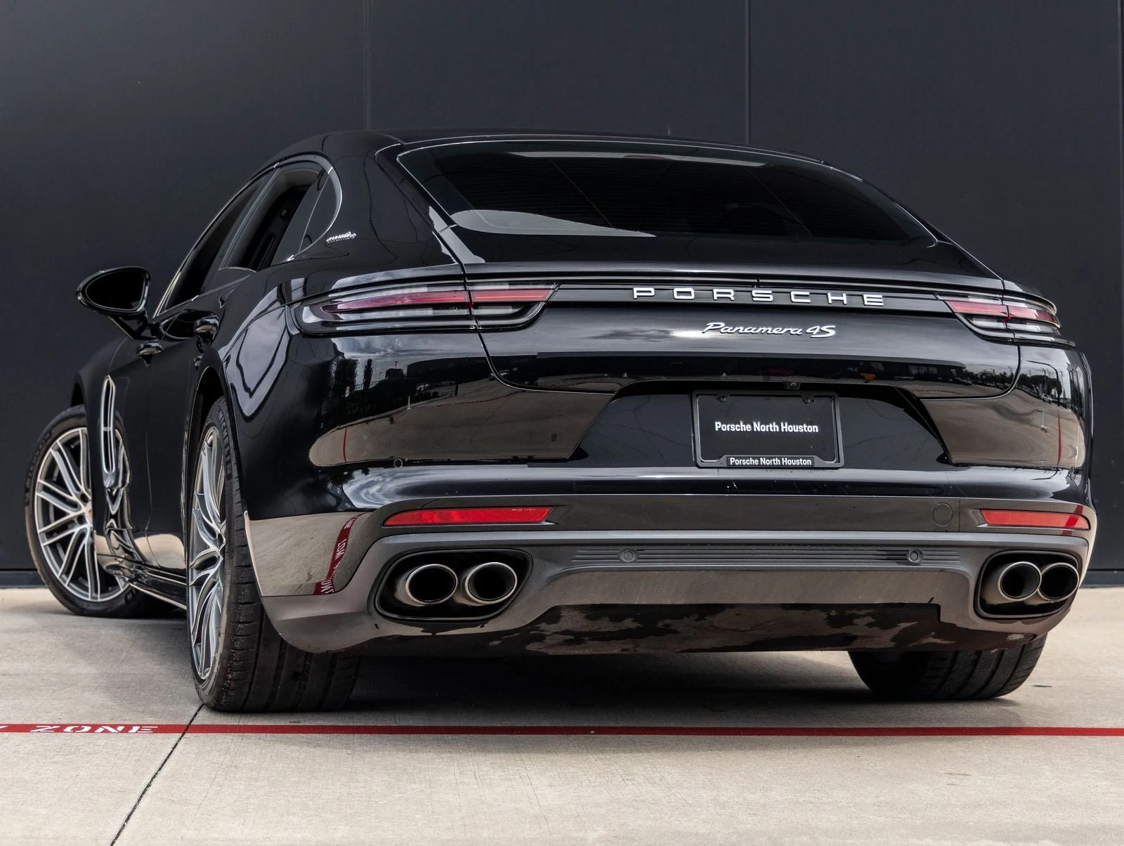 2020 Porsche Panamera 4S Executive (971), 3/20