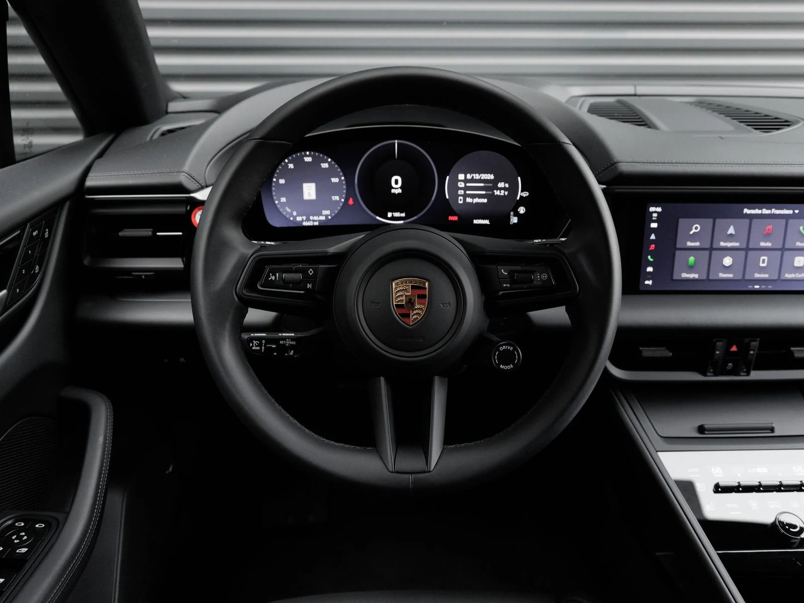 2025 Porsche Macan Electric (XAB), 16/20