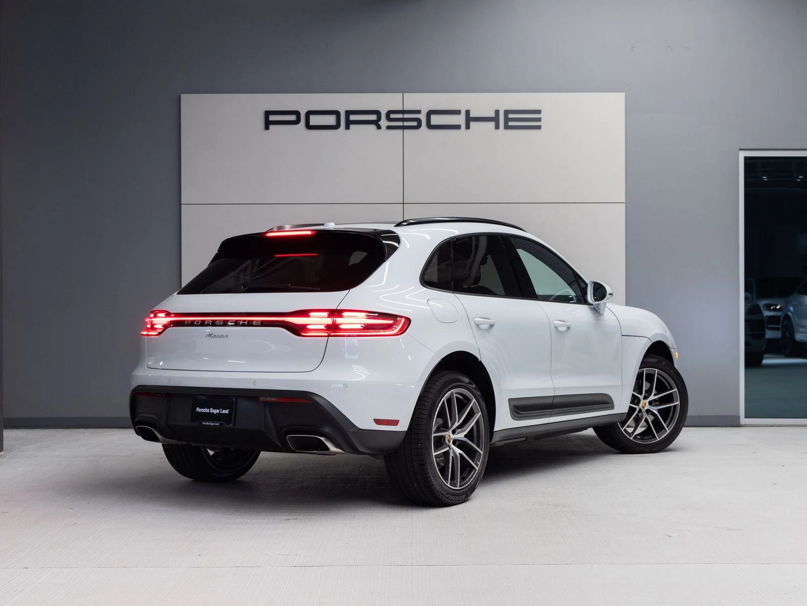 2026 Porsche Macan (95B), 7/20