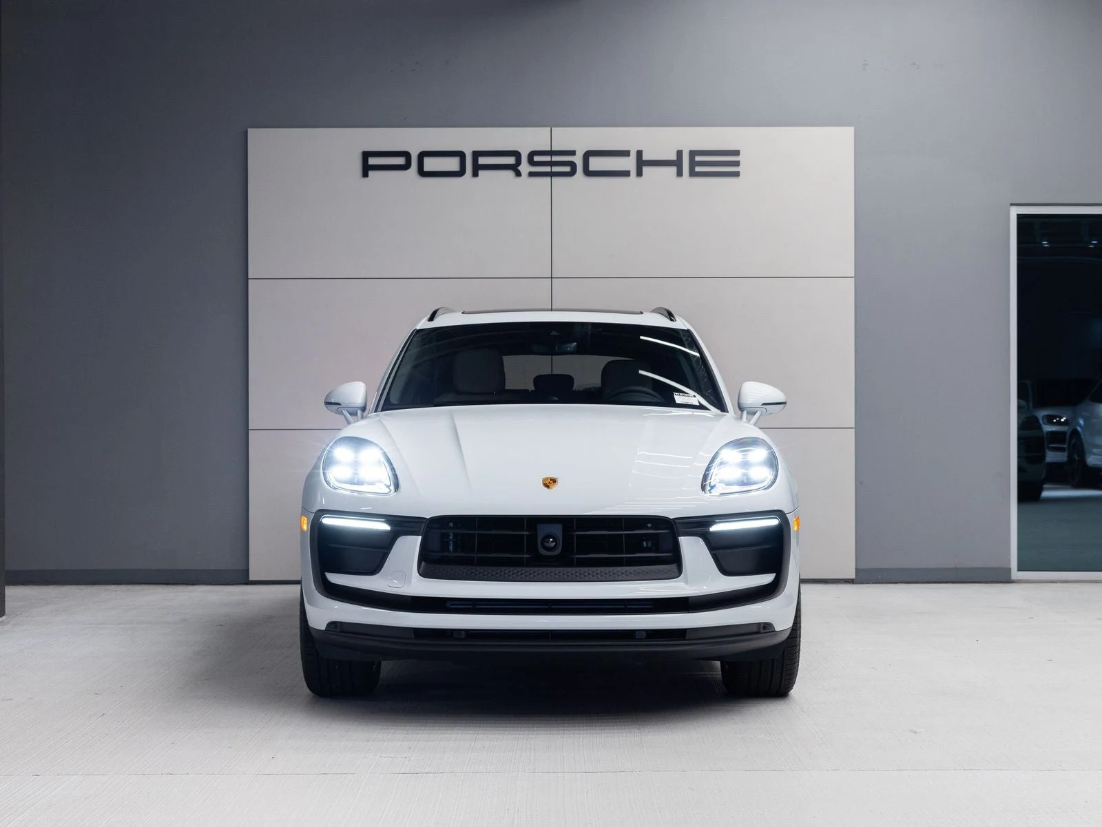 2026 Porsche Macan (95B), 10/20