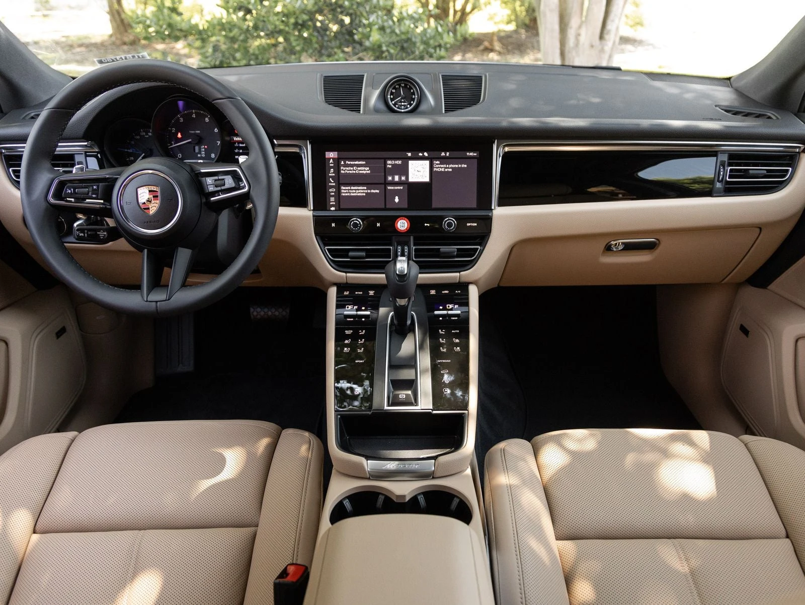 2026 Porsche Macan (95B), 12/20