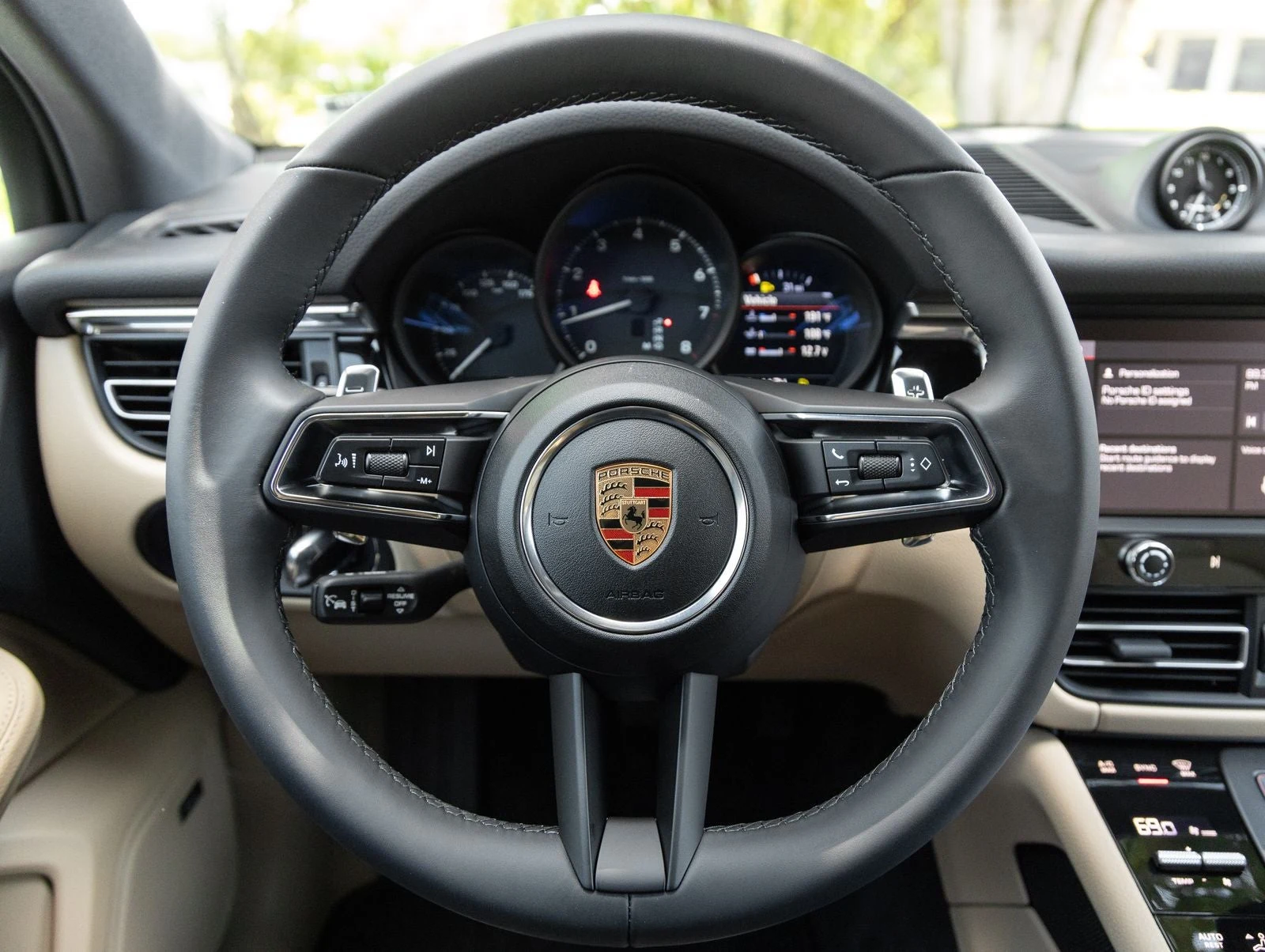 2026 Porsche Macan (95B), 13/20