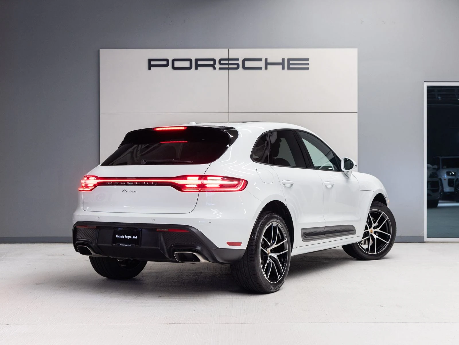 2026 Porsche Macan (95B), 7/20