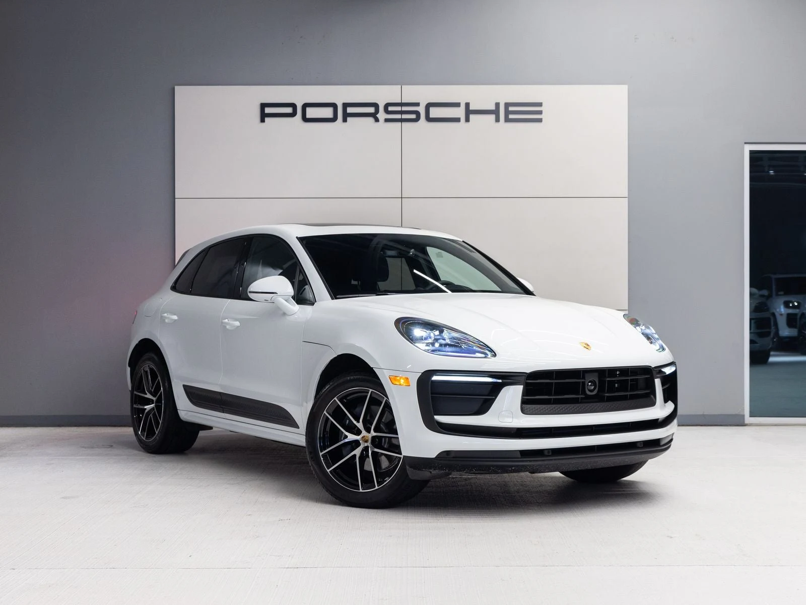 2026 Porsche Macan (95B), 9/20