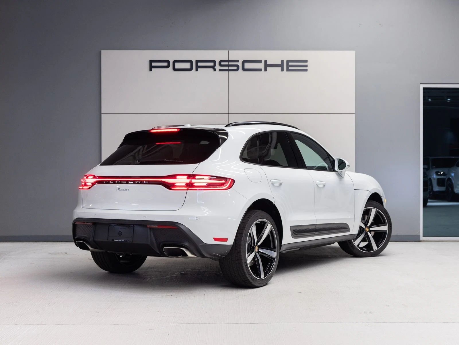 2026 Porsche Macan (95B), 7/20