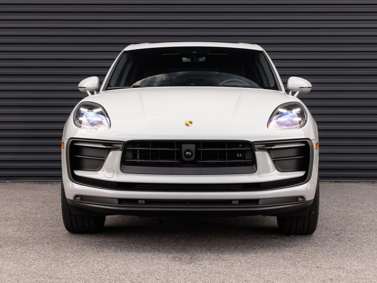 2025 Porsche Macan (95B), 7/20