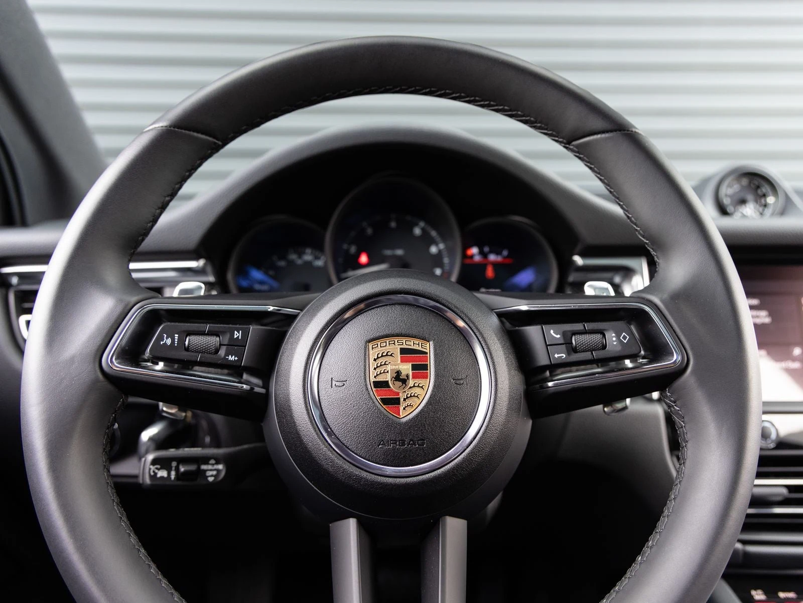 2025 Porsche Macan (95B), 14/20