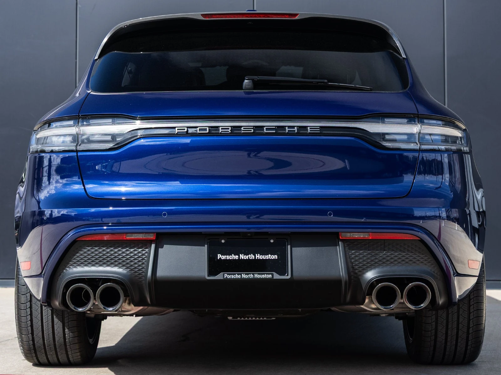 2026 Porsche Macan T (95B), 10/20