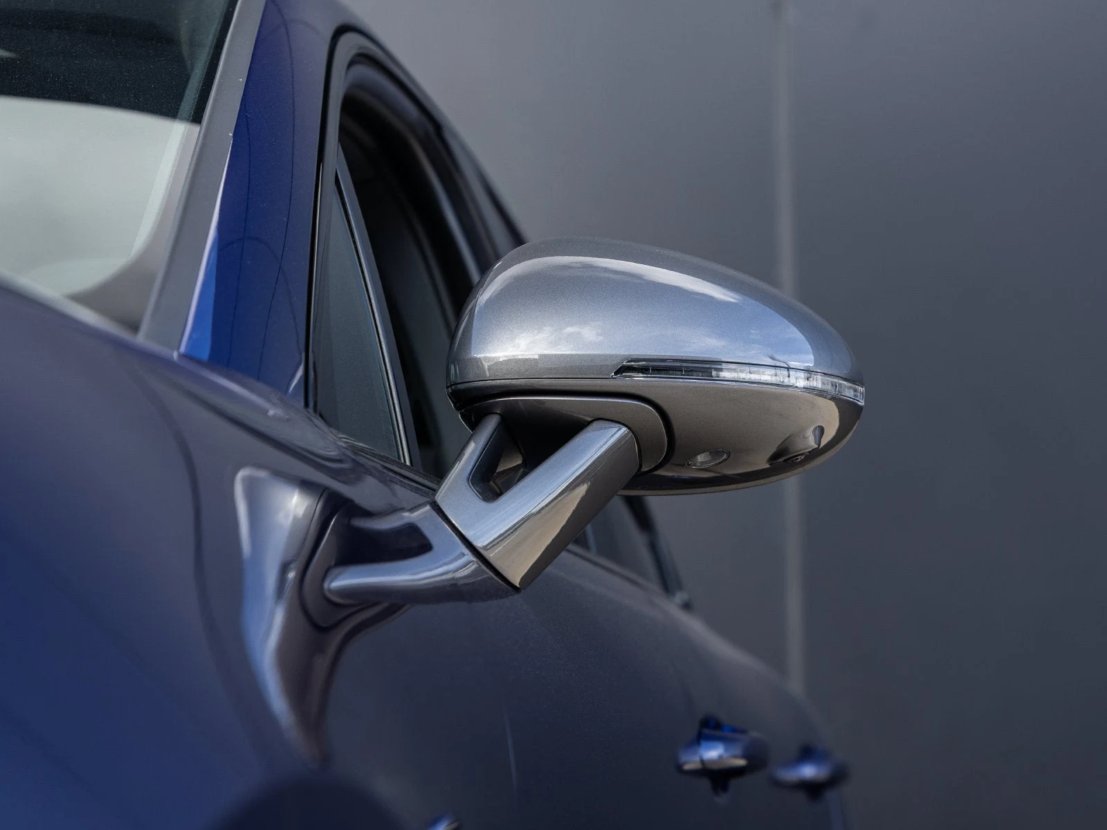 2026 Porsche Macan T (95B), 18/20