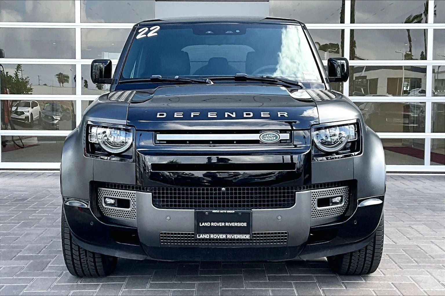 2022 Land Rover Defender 110 V8 (L663), 2/20