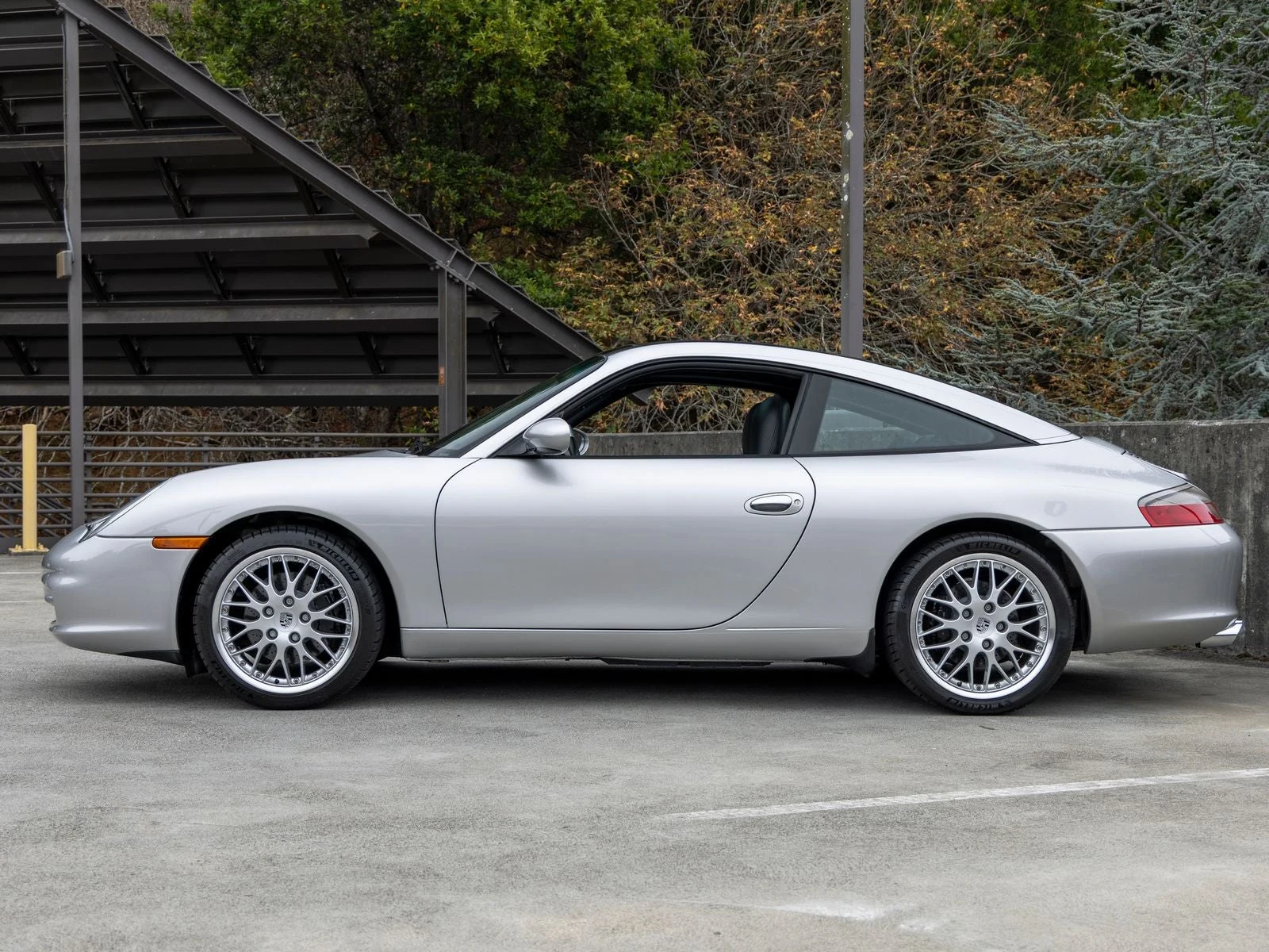 2003 Porsche 911 Targa (996.2), 2/20