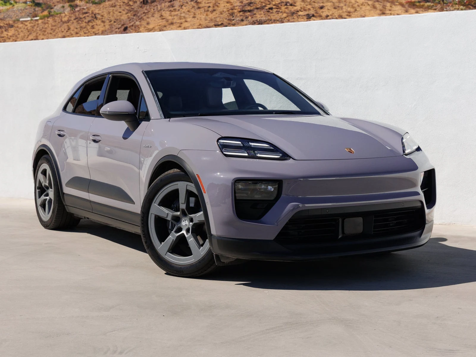 2024 Porsche Macan 4 Electric (XAB), 9/20