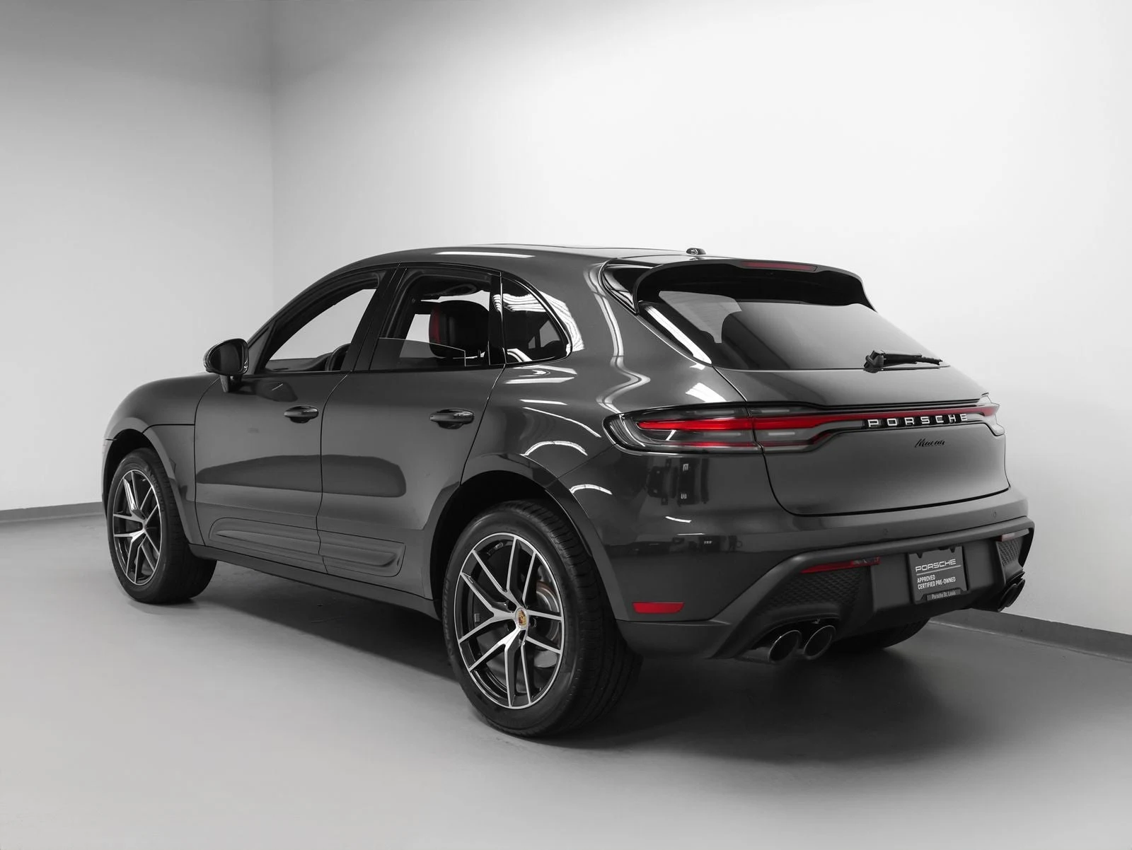2026 Porsche Macan (95B), 3/20