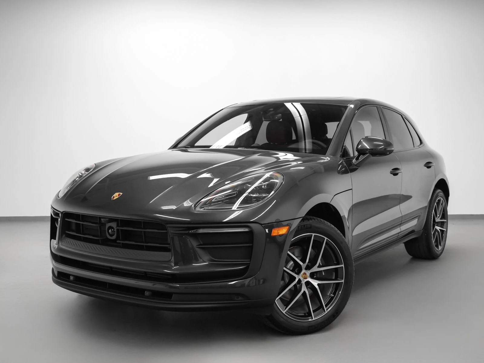 2026 Porsche Macan (95B), 6/20