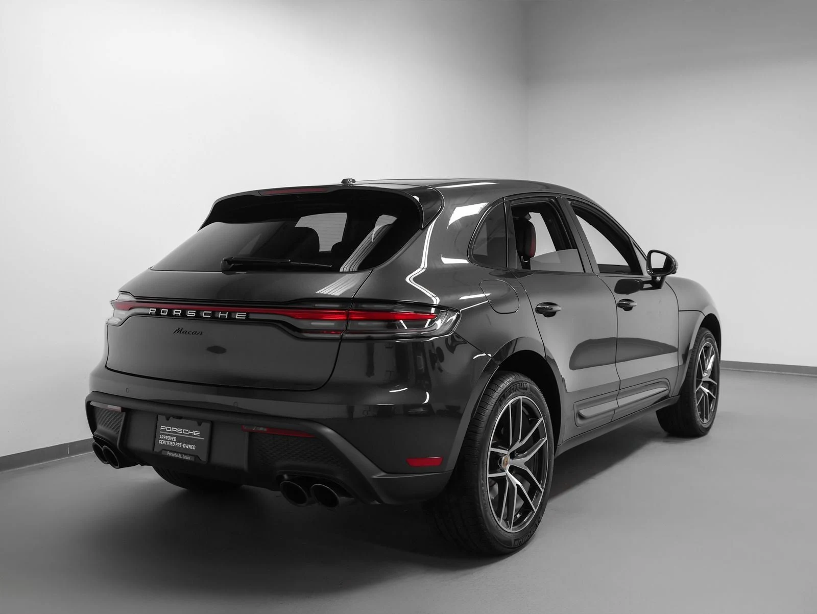 2026 Porsche Macan (95B), 12/20