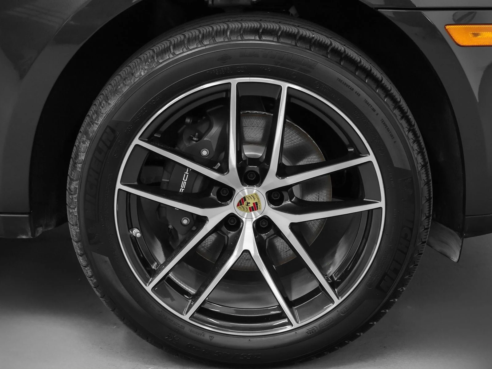 2026 Porsche Macan (95B), 16/20