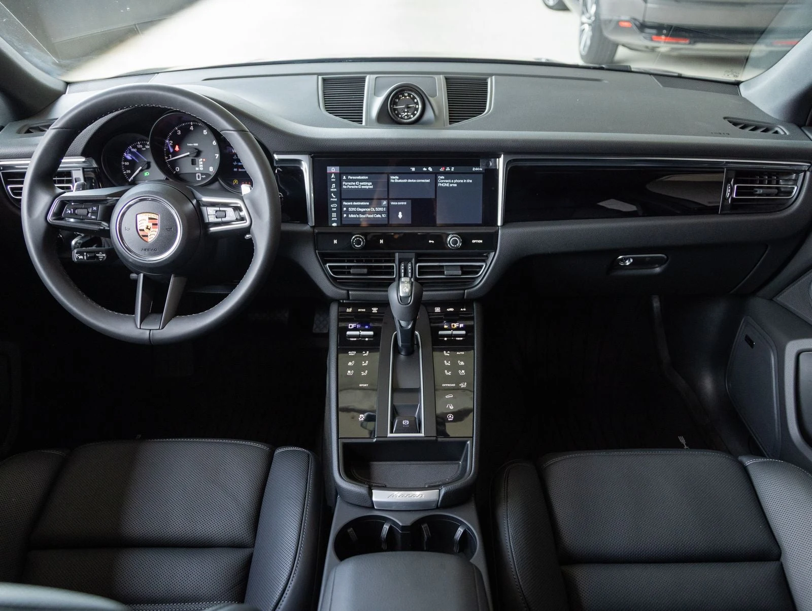 2026 Porsche Macan (95B), 12/20