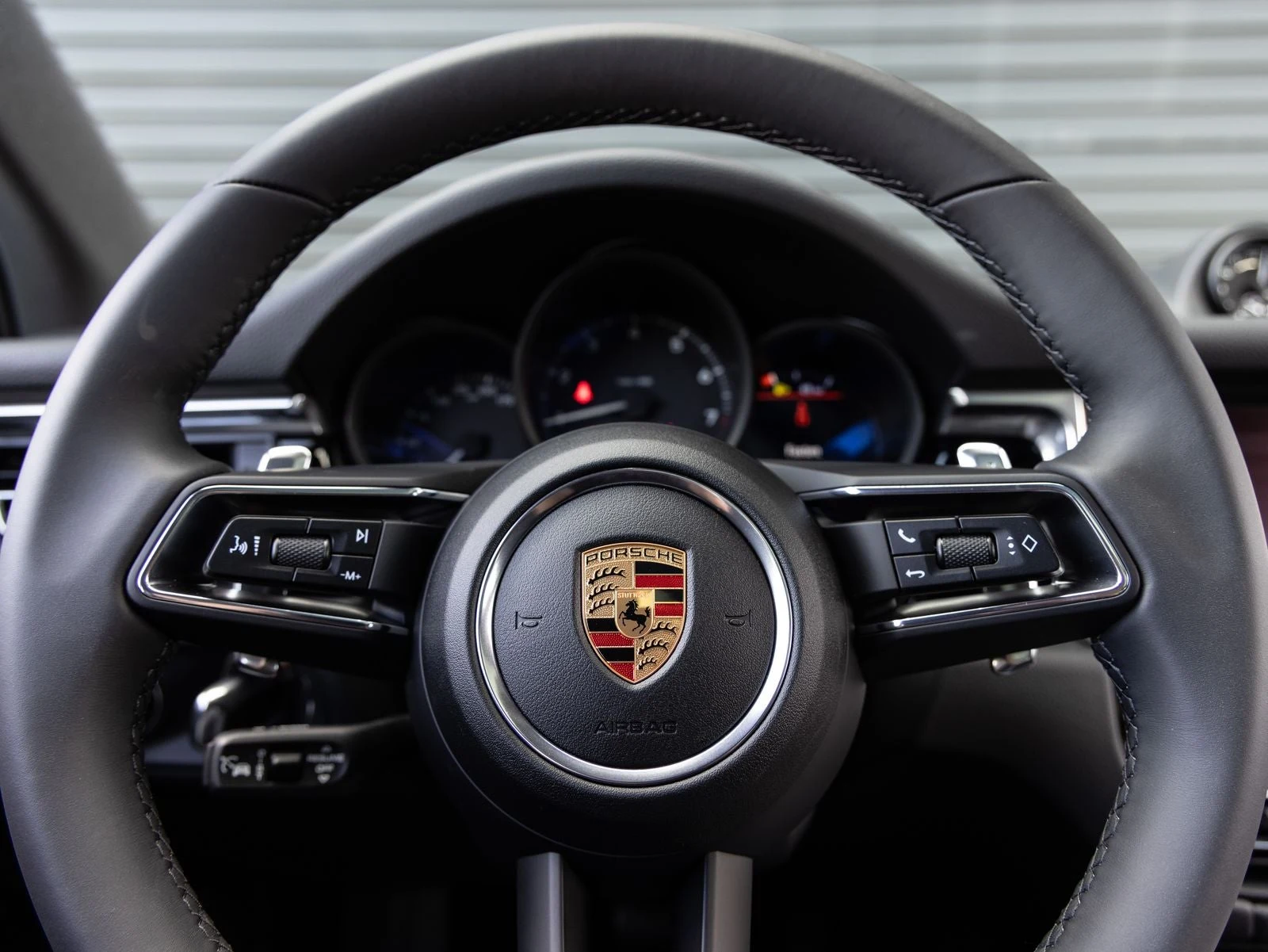 2026 Porsche Macan (95B), 14/20
