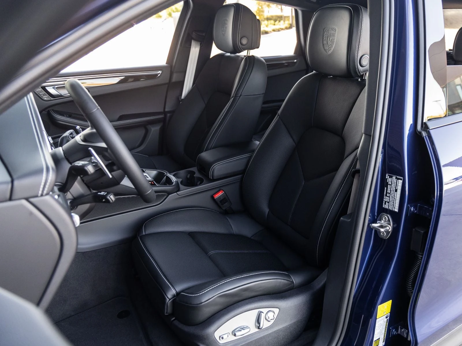 2026 Porsche Macan T (95B), 5/20