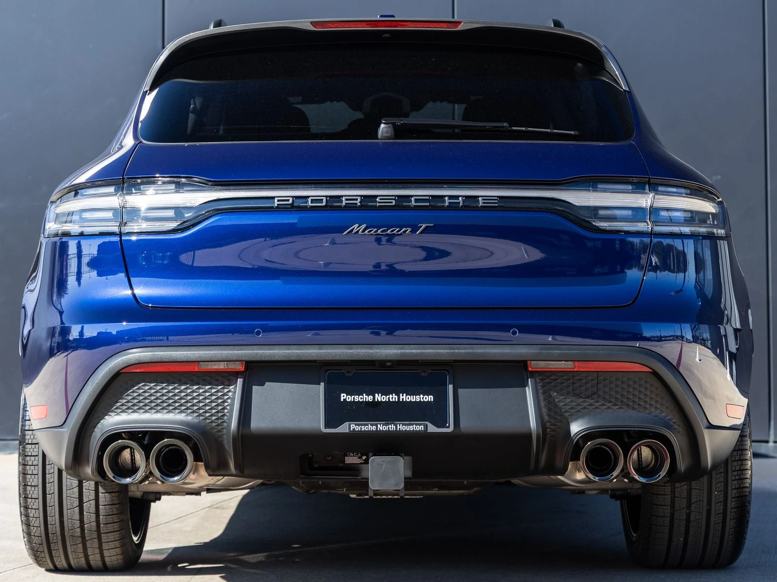 2026 Porsche Macan T (95B), 10/20