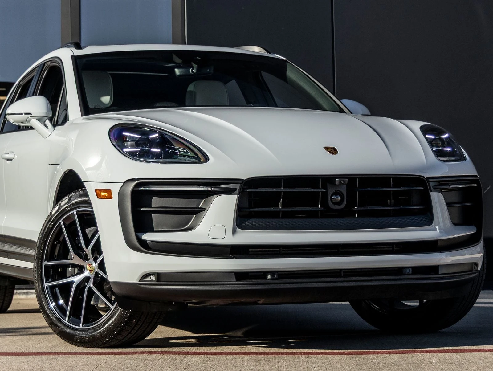 2026 Porsche Macan (95B), 9/20