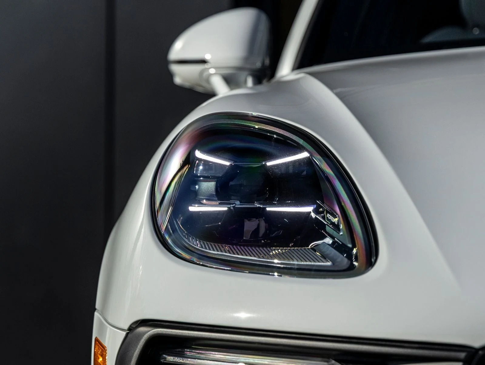 2026 Porsche Macan (95B), 18/20