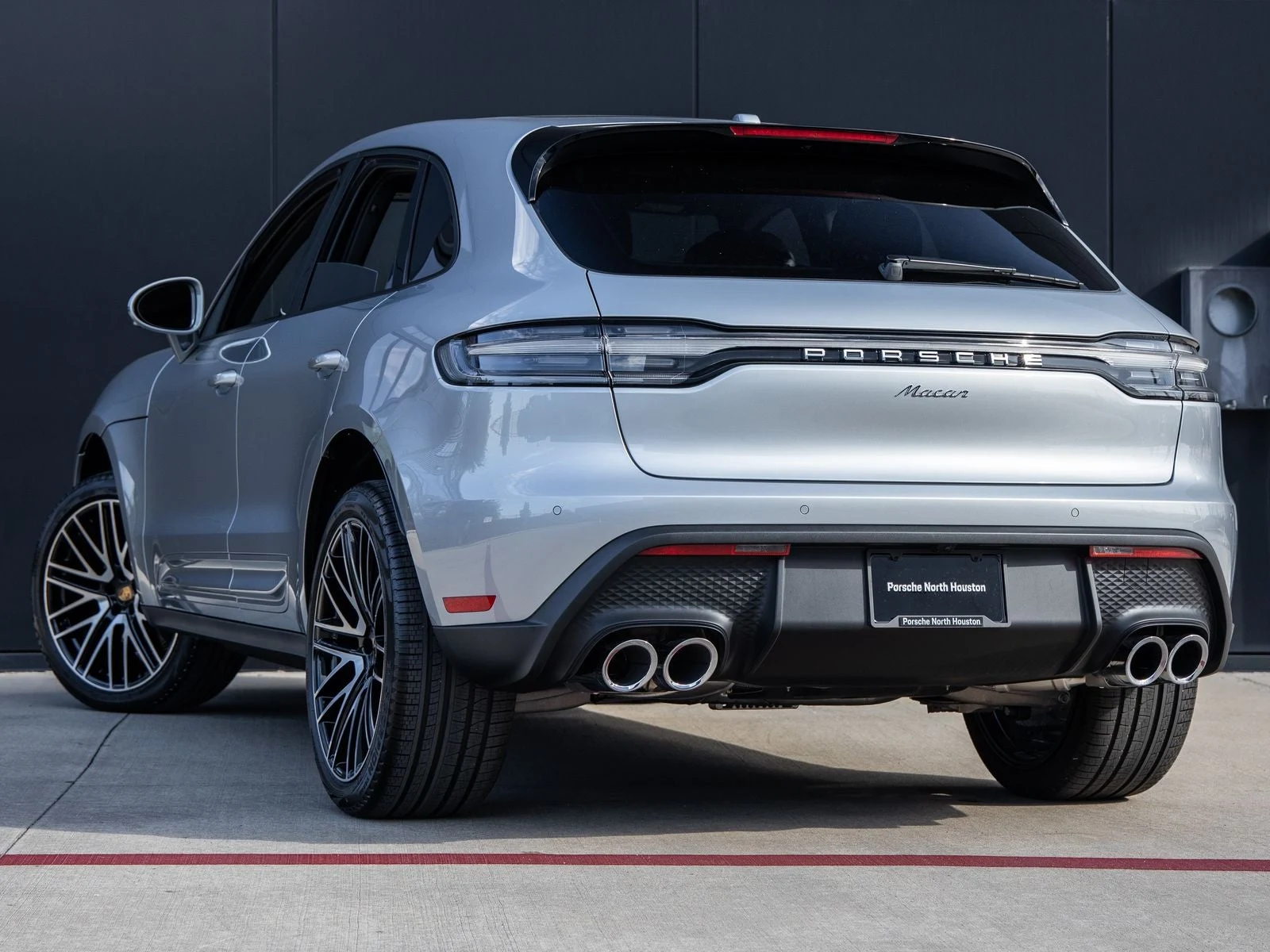 2026 Porsche Macan (95B), 3/20