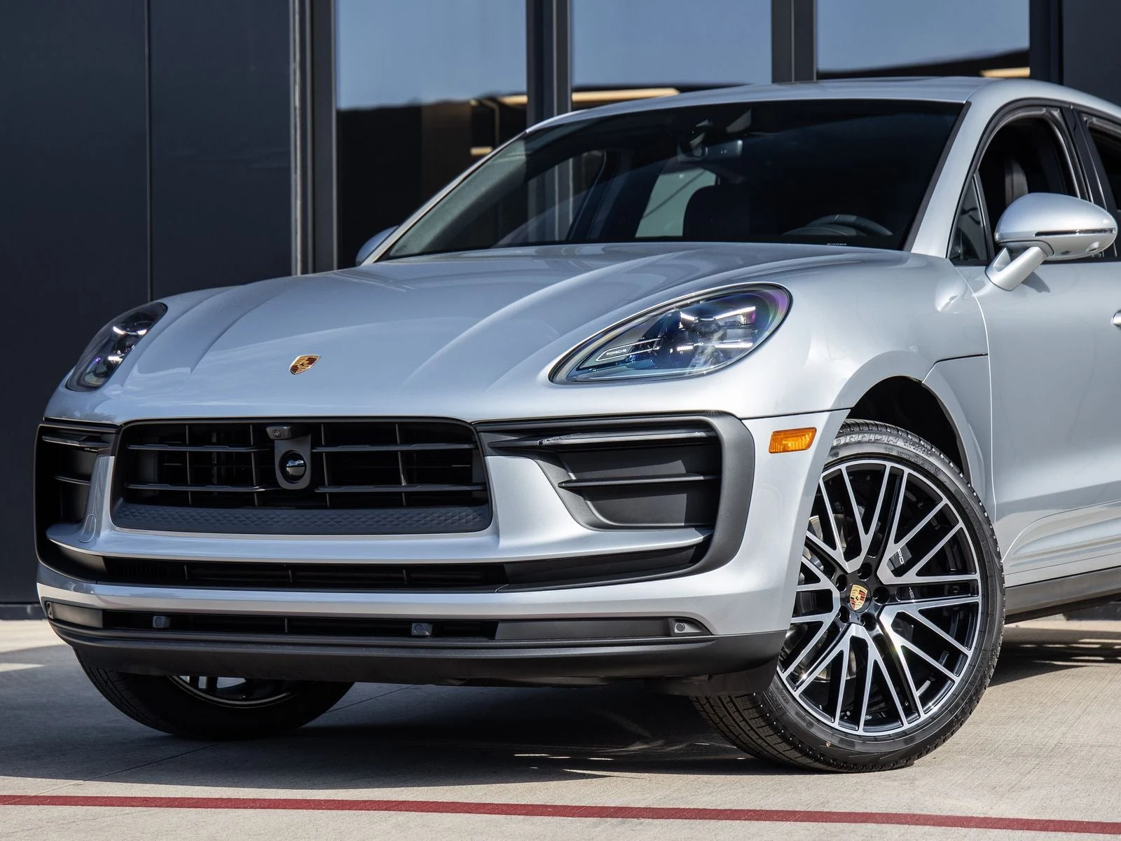 2026 Porsche Macan (95B), 7/20