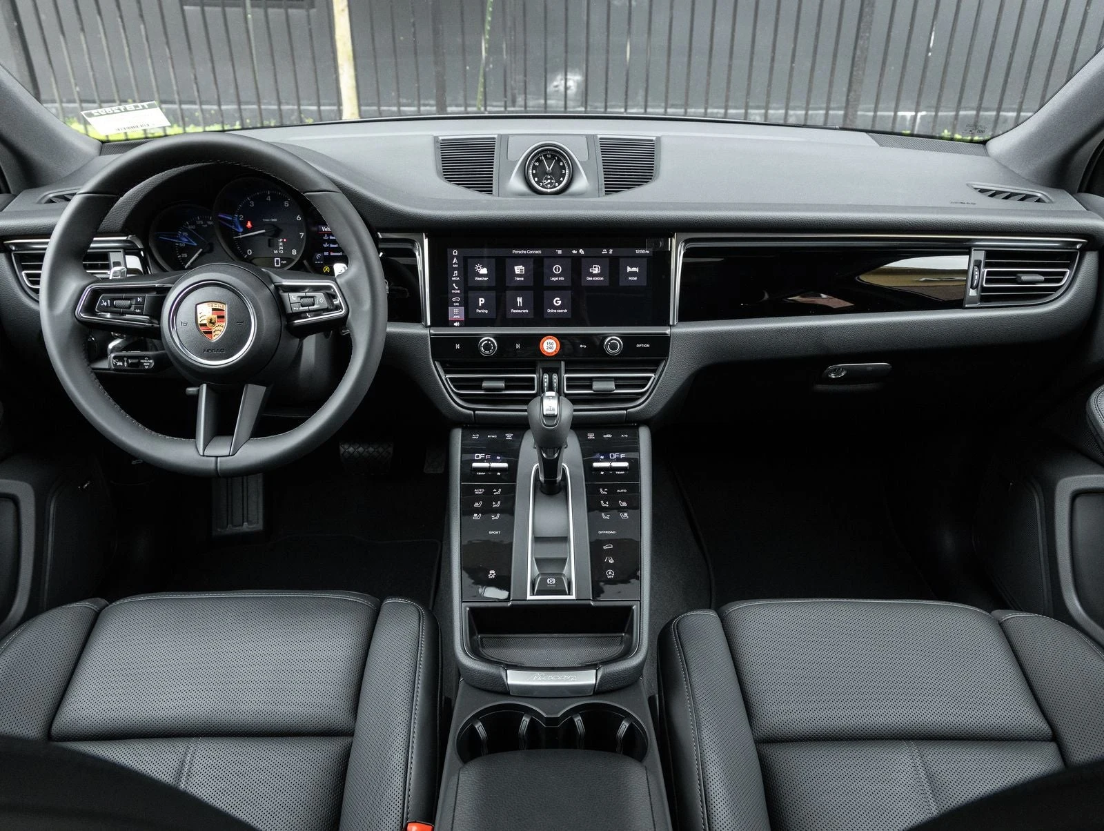 2026 Porsche Macan (95B), 12/20