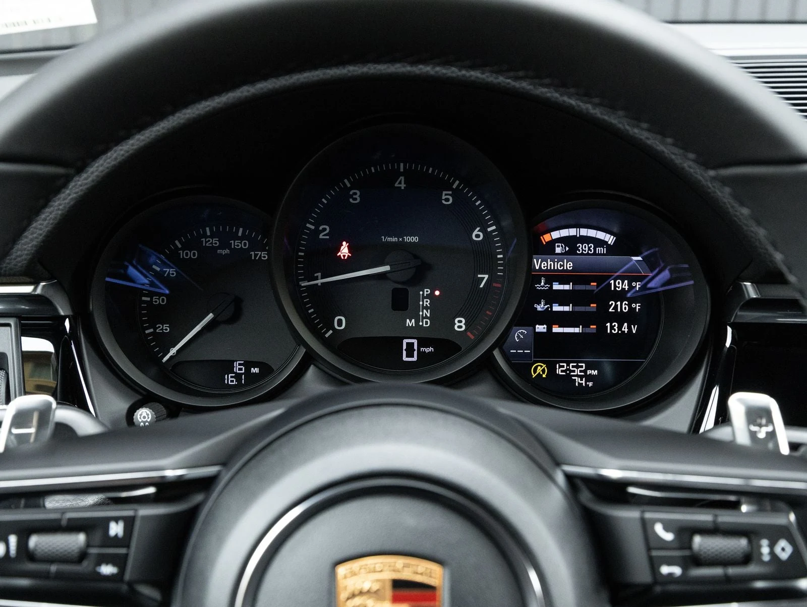 2026 Porsche Macan (95B), 14/20