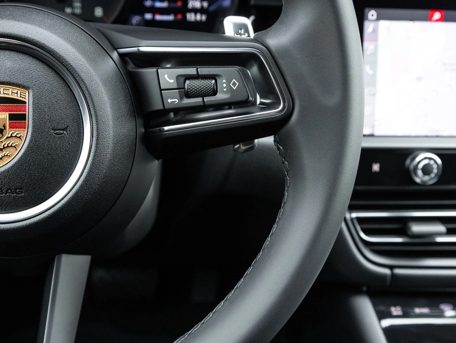 2026 Porsche Macan (95B), 16/20