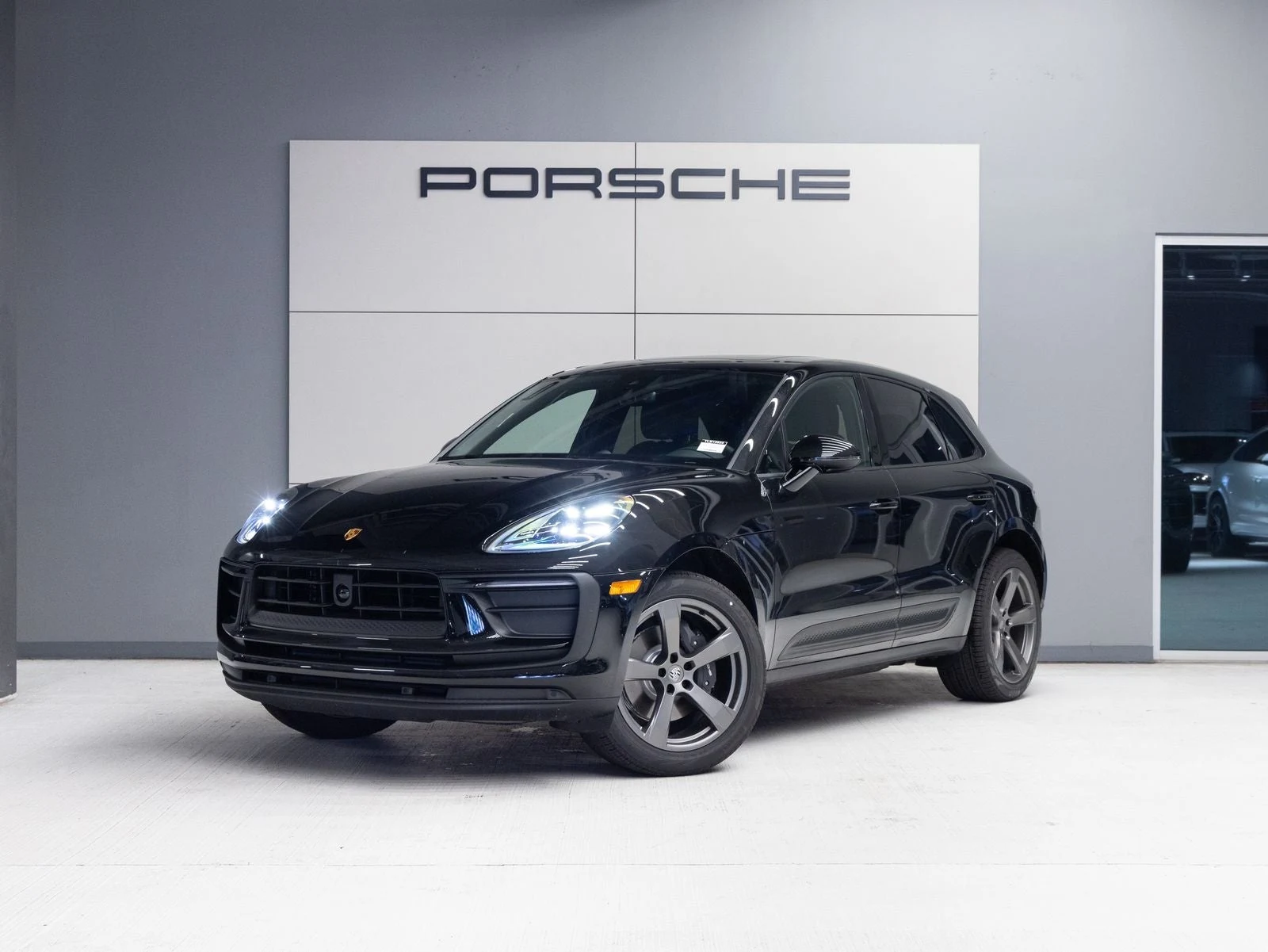 Porsche Macan (95B) · black · Indigo Auto Group