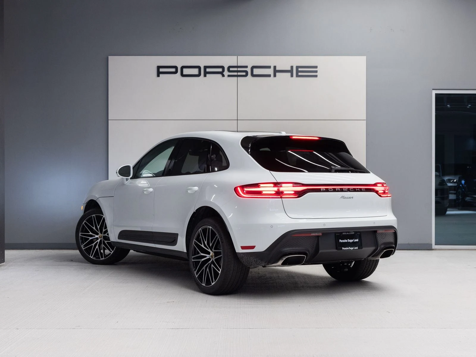 2026 Porsche Macan (95B), 3/20