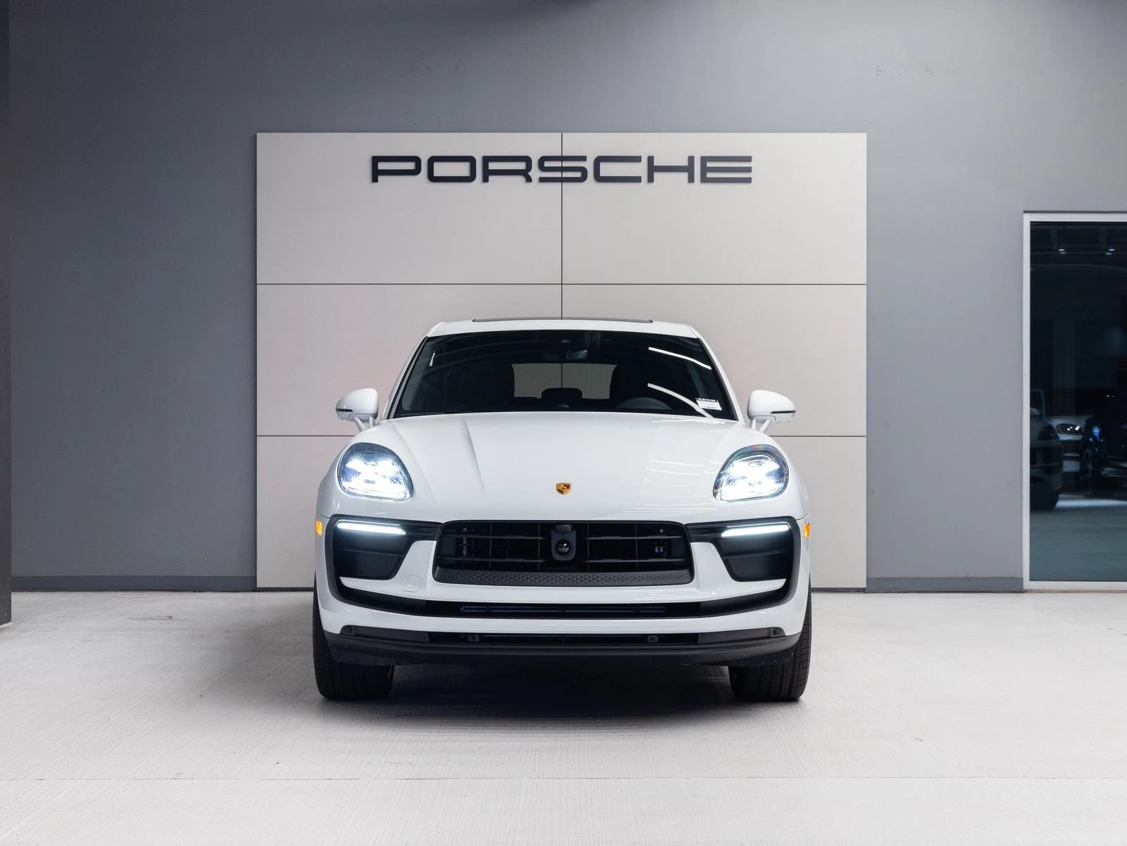 2026 Porsche Macan (95B), 10/20