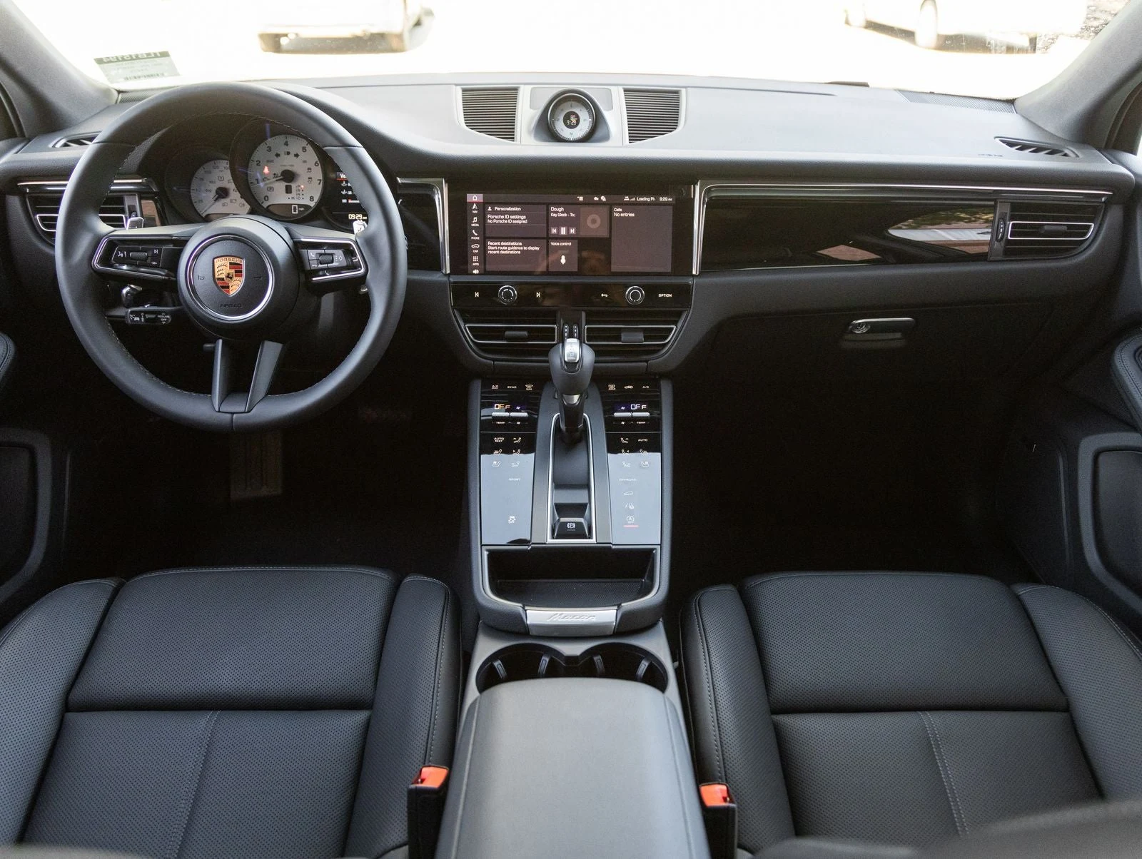 2026 Porsche Macan (95B), 12/20