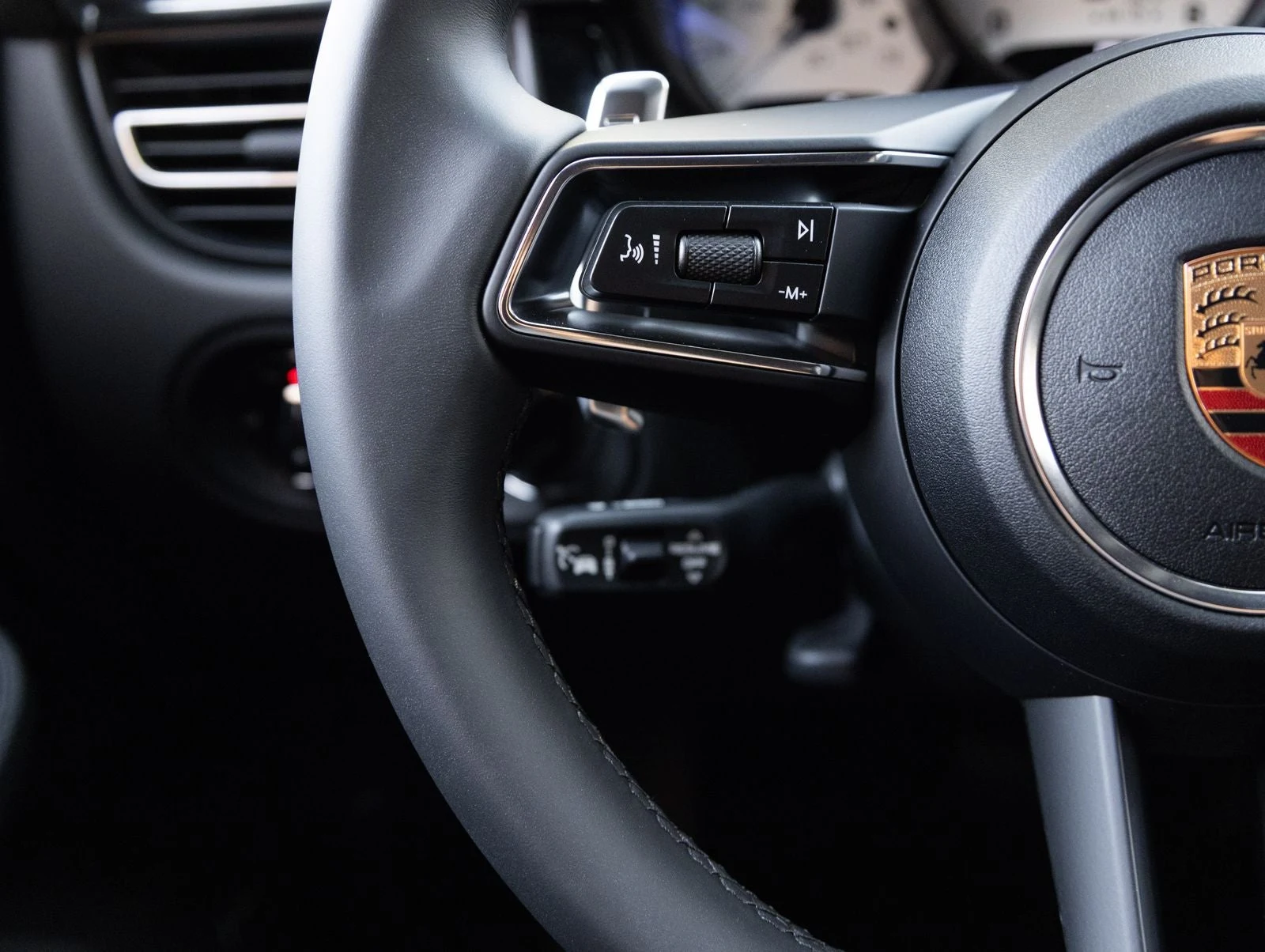2026 Porsche Macan (95B), 15/20