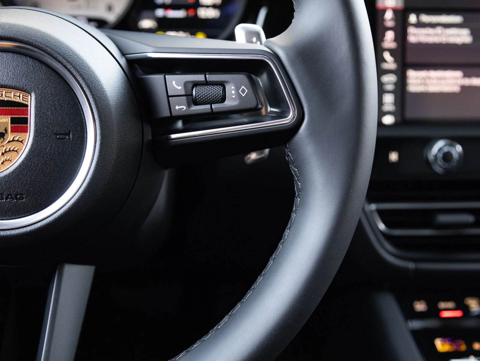 2026 Porsche Macan (95B), 16/20