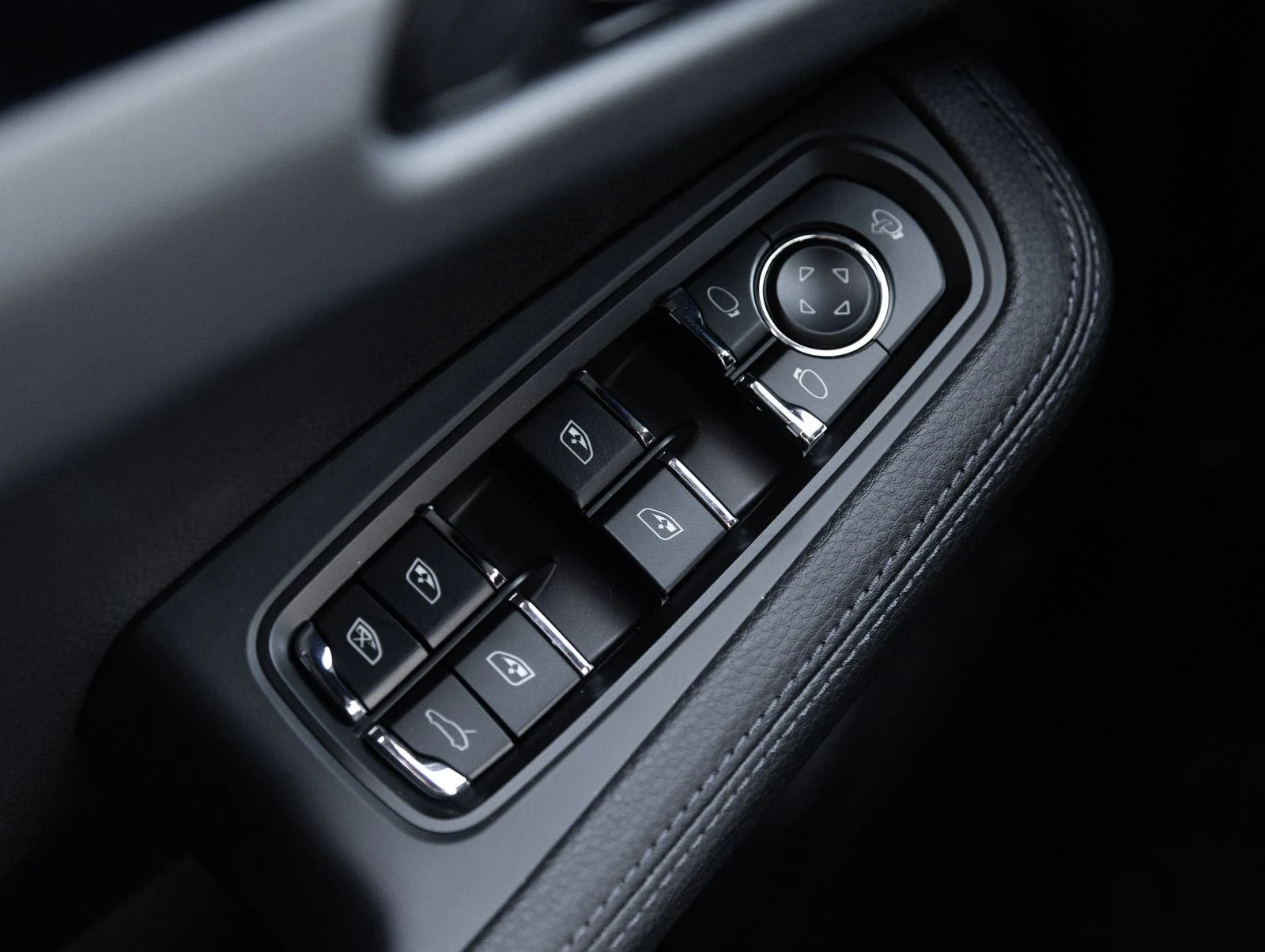 2026 Porsche Macan (95B), 19/20