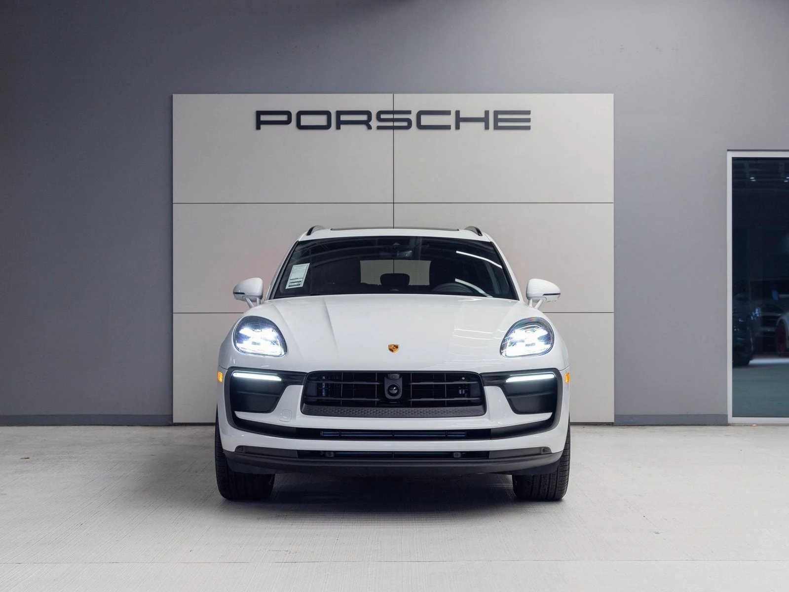2026 Porsche Macan (95B), 10/20