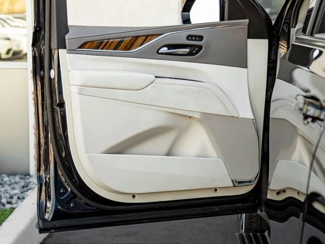 2023 Cadillac Escalade Sport Platinum (5th Generation), 12/20