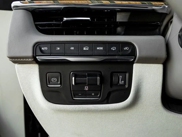 2023 Cadillac Escalade Sport Platinum (5th Generation), 18/20