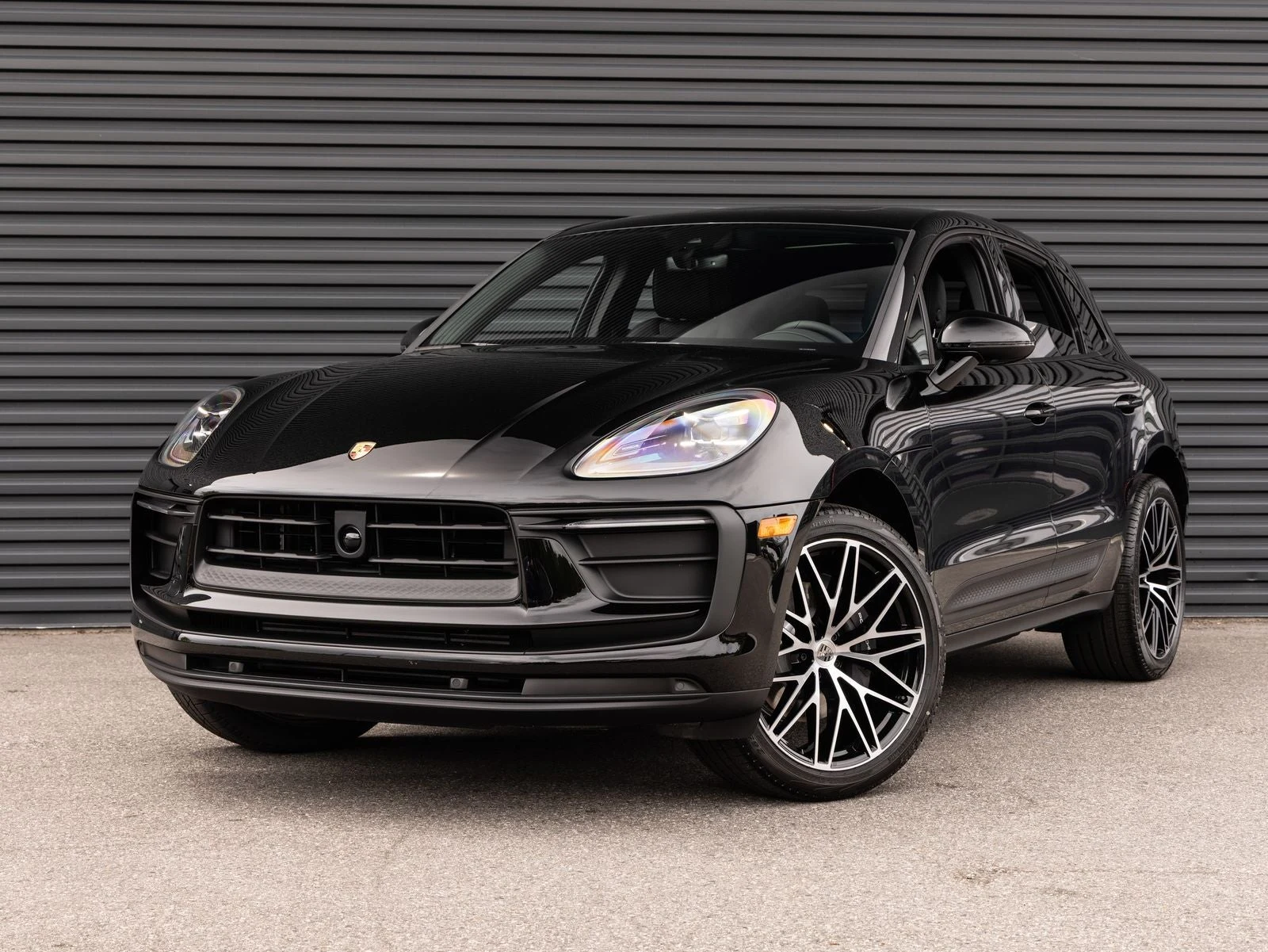 Porsche Macan (95B) · black · Indigo Auto Group