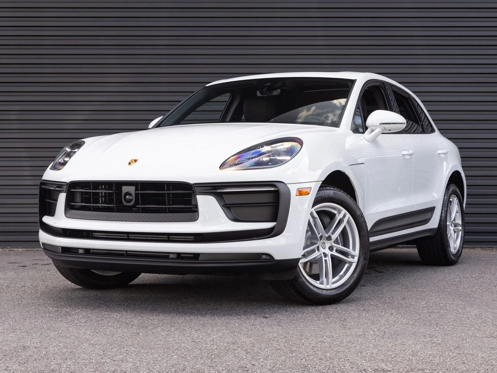 Porsche Macan (95B) · white · Indigo Auto Group